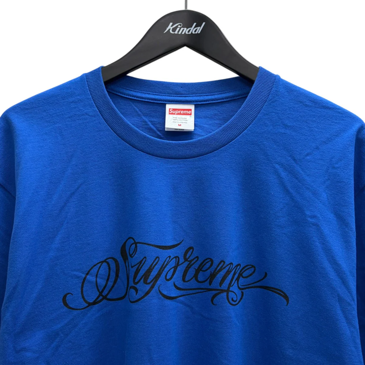 24AWScript TeeスクリプトプリントTシャツ - Image 2