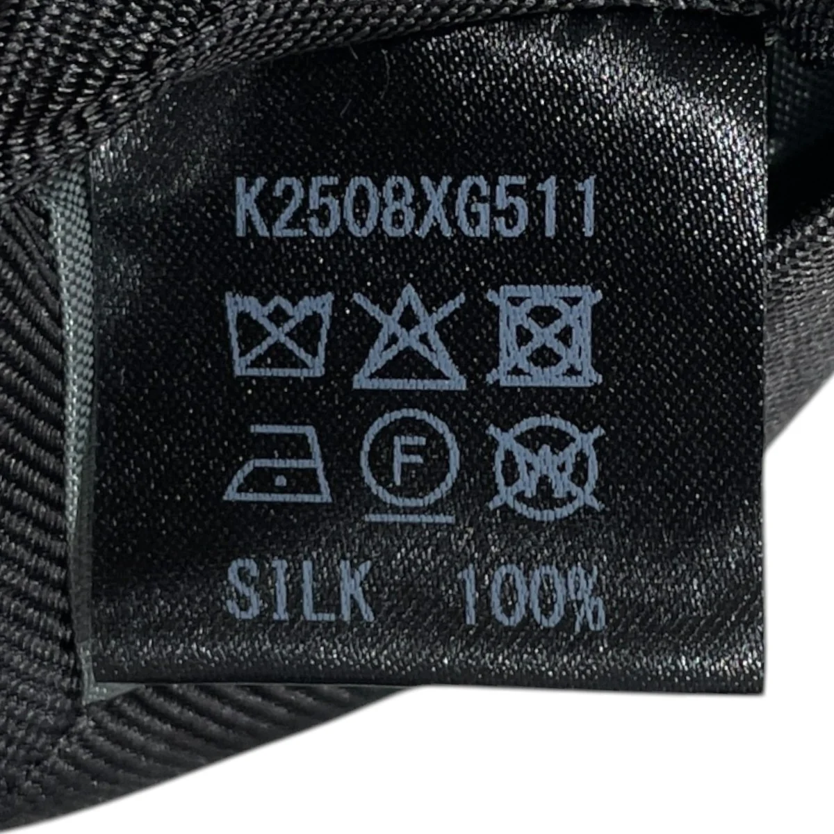 25AW 犬ぞりモチーフ刺繍ネクタイ Silk Twill DOG-TEAM Tie シルク ツイル ドッグチーム タイ K2508XG511 - Image 6