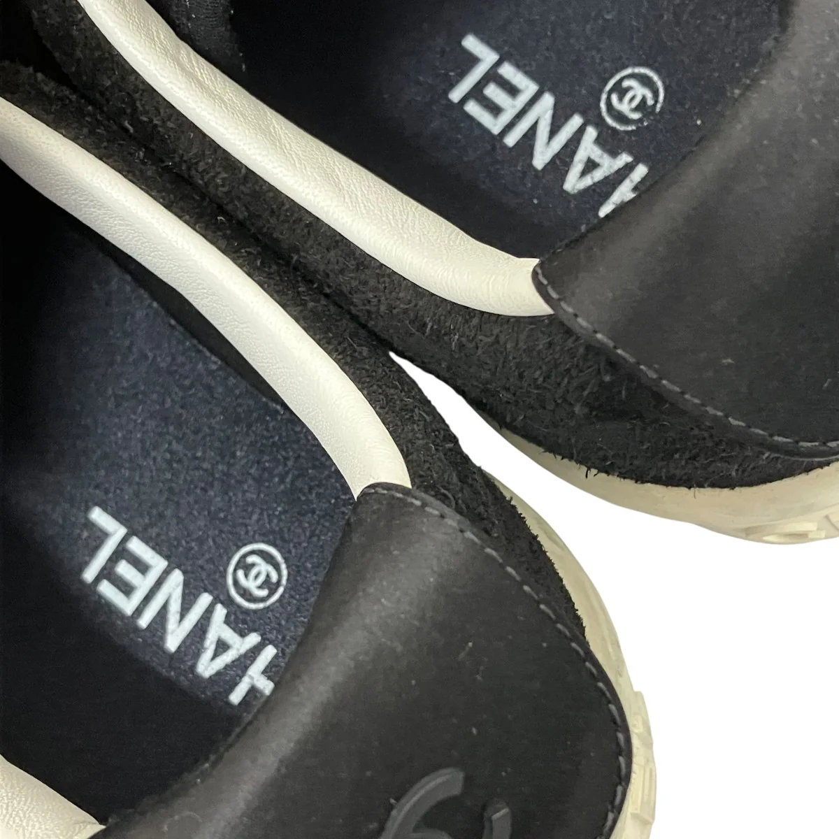 スニーカーIG38041 - Image 6