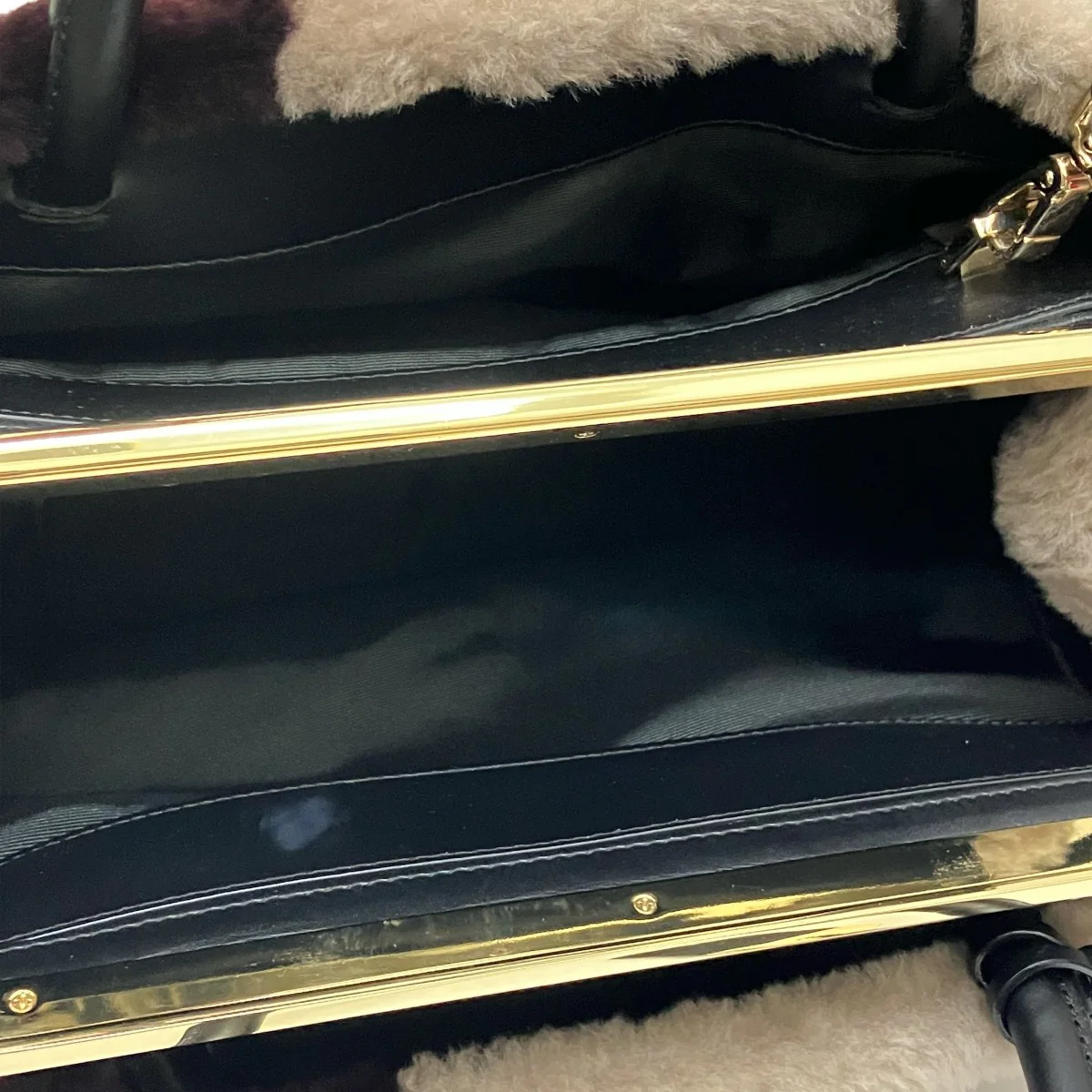 2WAYファーショルダーバッグ - Image 10