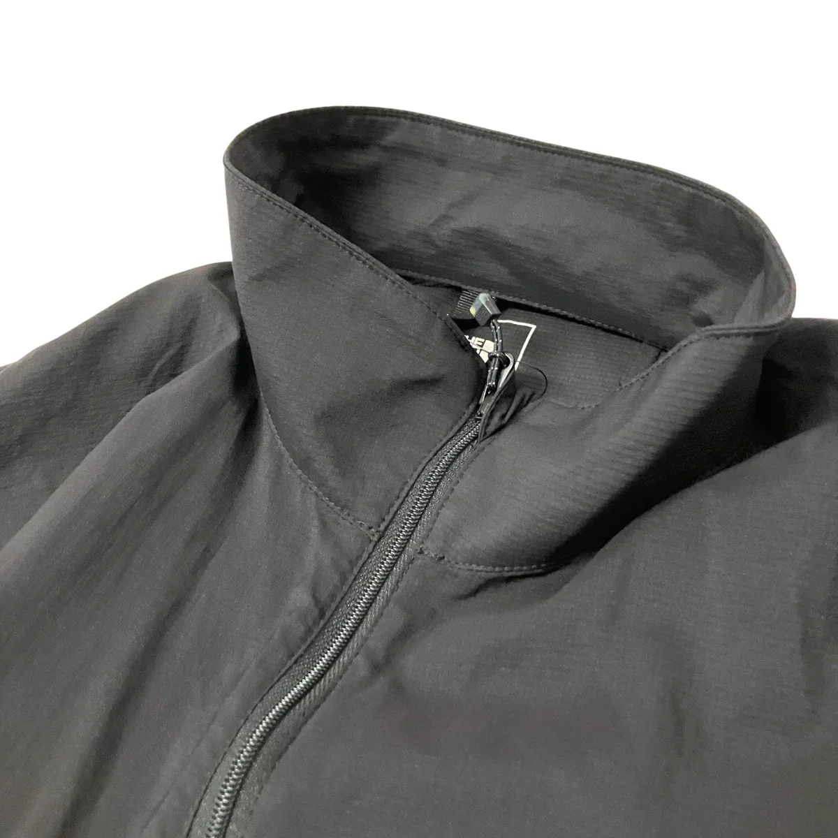 Swallowtail JacketナイロンジャケットNP22203 - Image 3