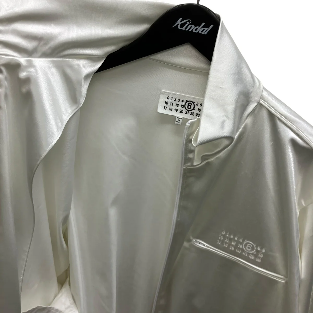 Embroidered Track Jacket ジップブルゾン - Image 4