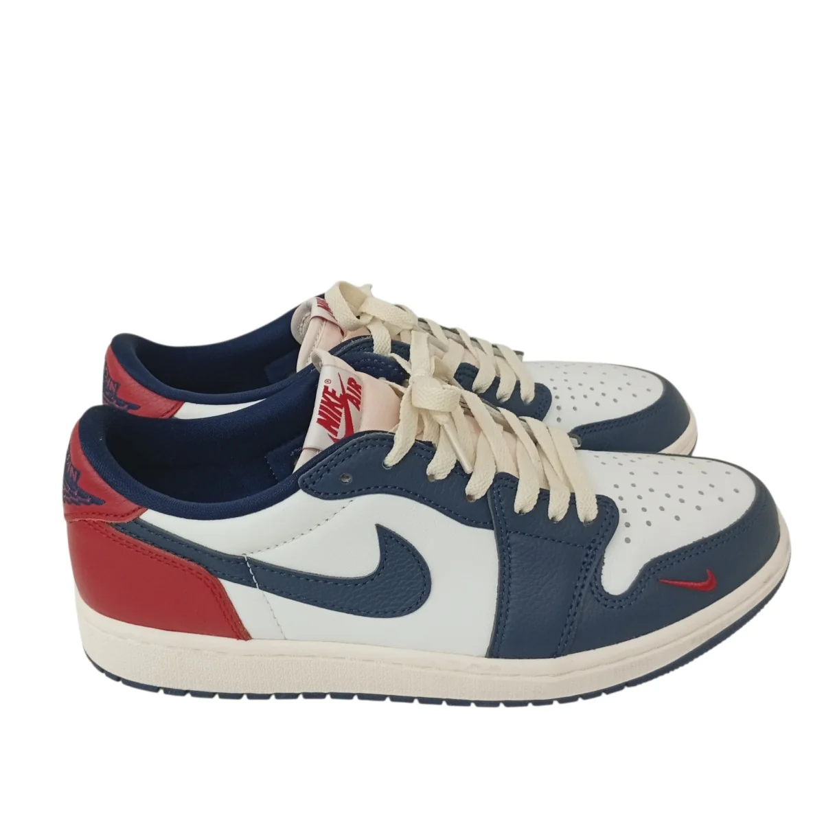 AIR JORDAN 1 RETRO LOW OGスニーカーHQ2993-100 - Image 3