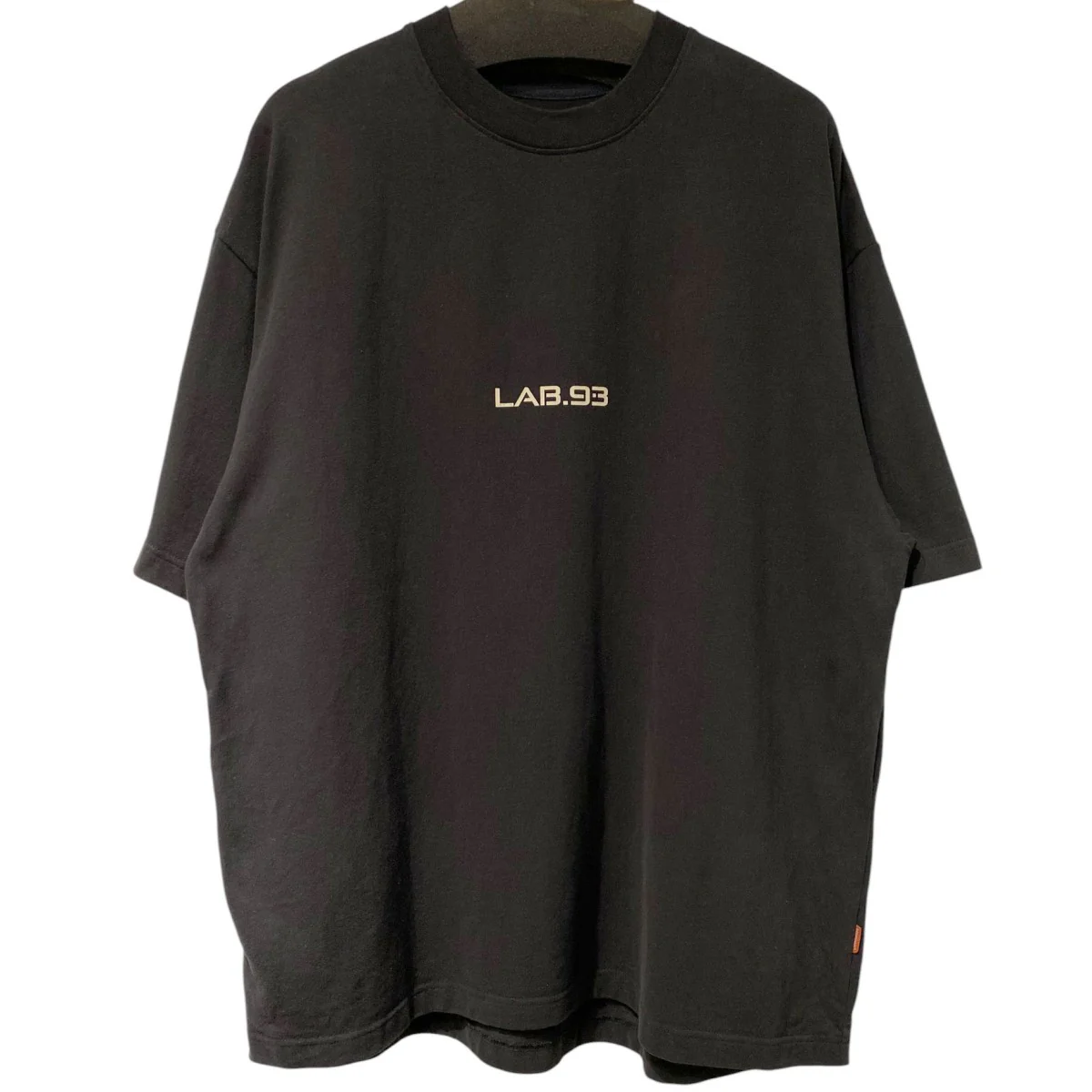 24SSM00-G Lab-93 Graphic T-Shirt TECHテックTシャツ - Image 2