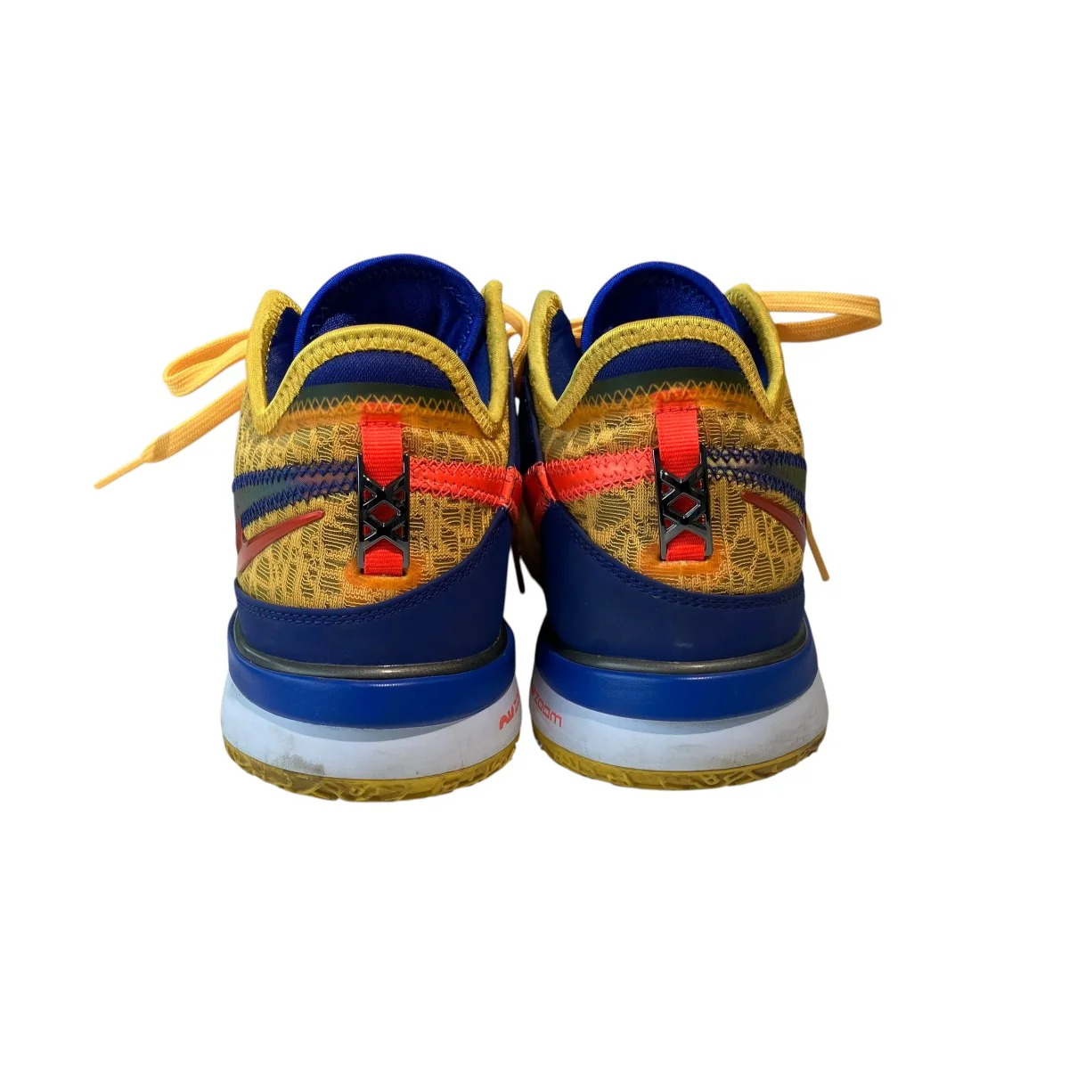 Zoom LeBron NXXT Gen University GoldスニーカーDZ2916-700 - Image 4