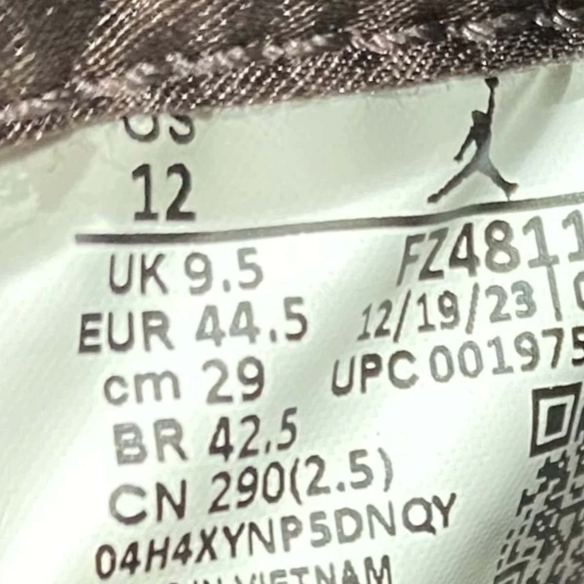 Air Jordan 3 Retro OG SPスニーカーFZ4811-001 - Image 6